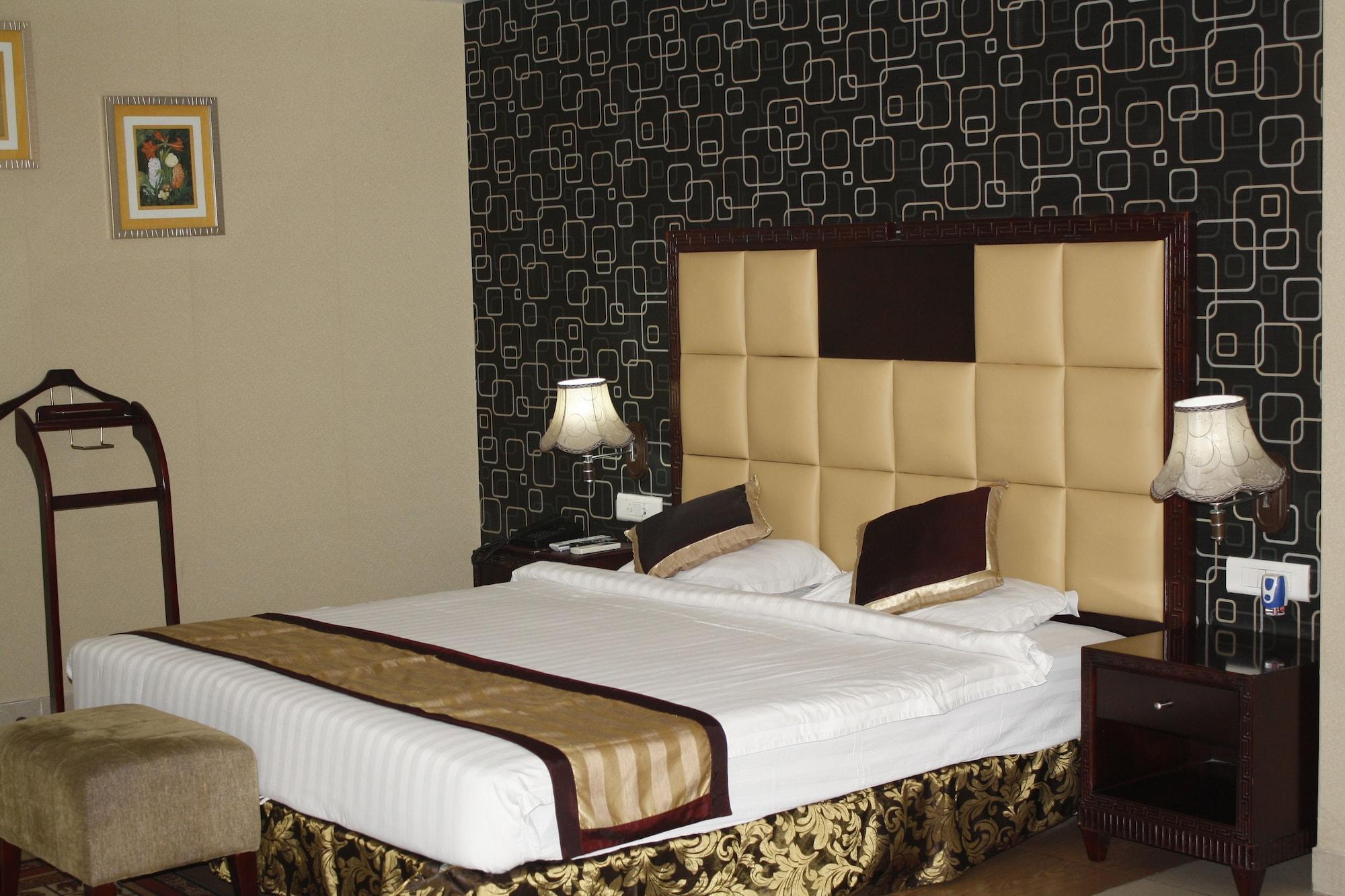 גווהטי Hotel Gateway Grandeur מראה חיצוני תמונה