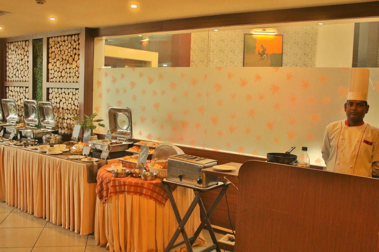 גווהטי Hotel Gateway Grandeur מראה חיצוני תמונה