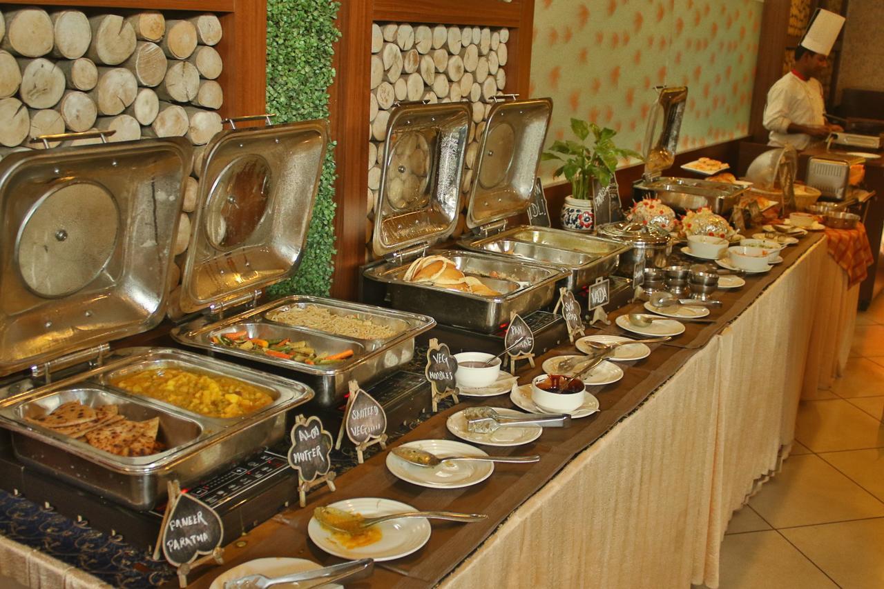 גווהטי Hotel Gateway Grandeur מראה חיצוני תמונה