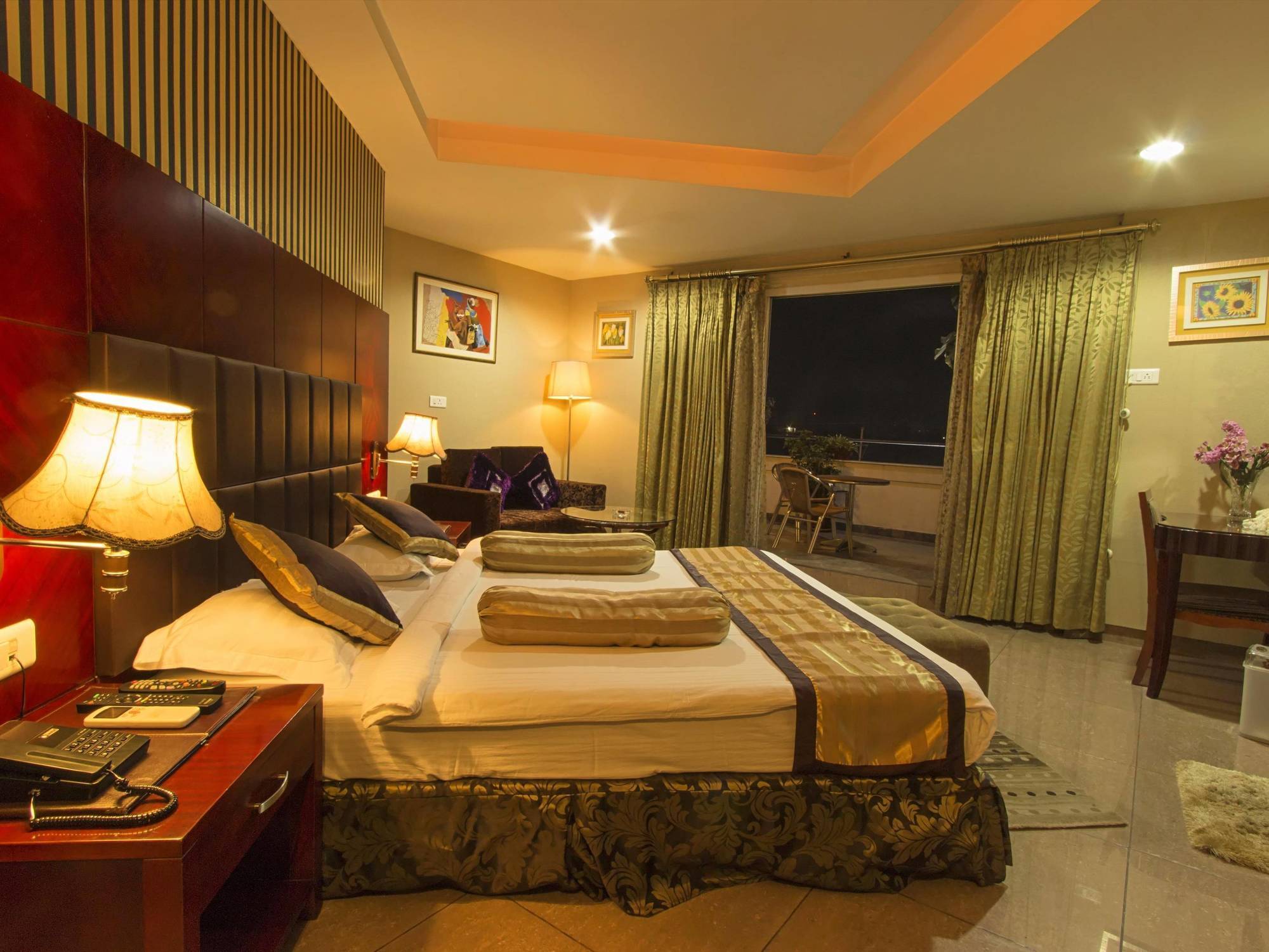 גווהטי Hotel Gateway Grandeur מראה חיצוני תמונה