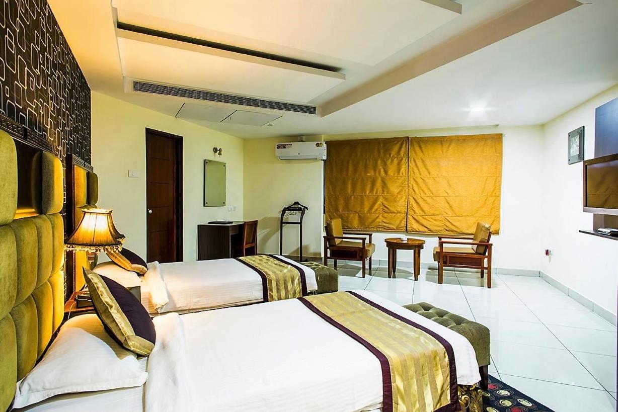 גווהטי Hotel Gateway Grandeur מראה חיצוני תמונה